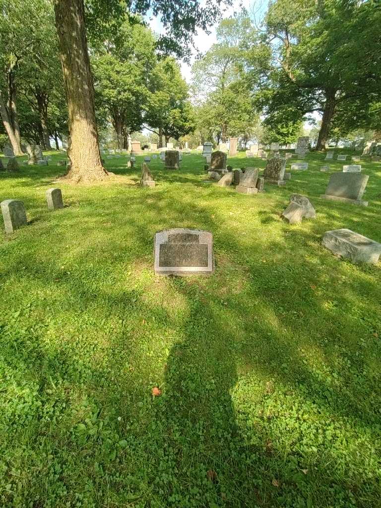 Edward W. Frost's grave. Photo 1