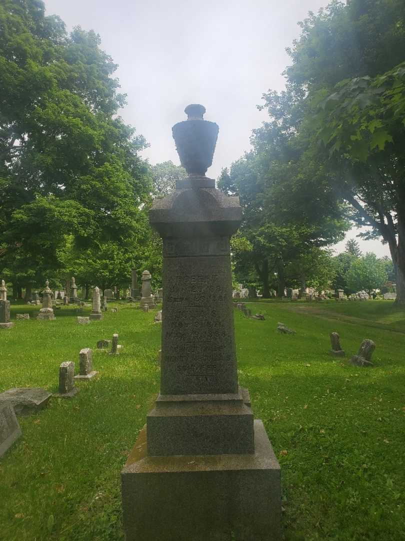 Robert Schmeer's grave. Photo 2