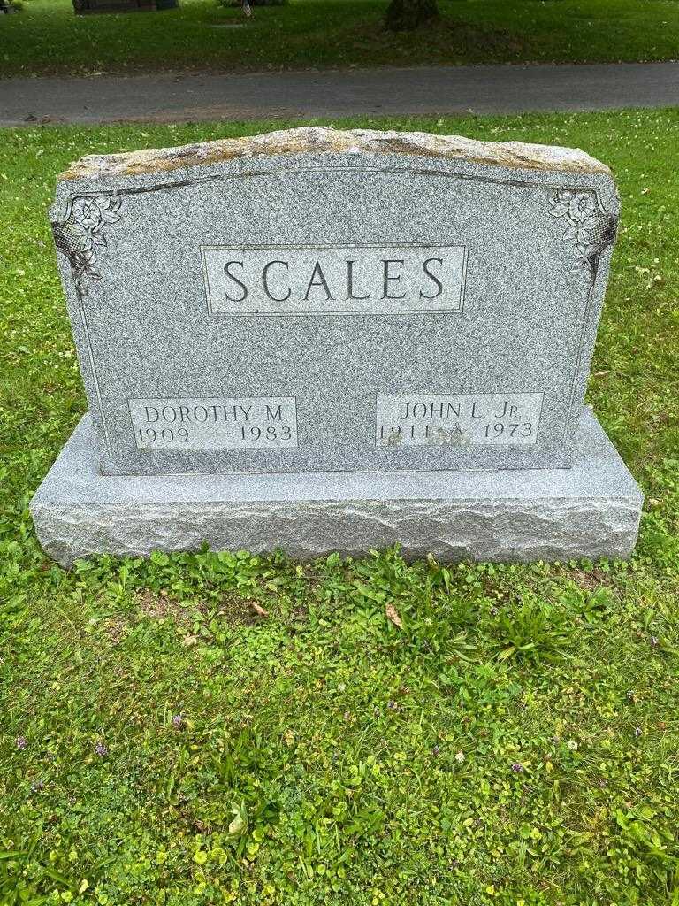 Dorothy M. Scales's grave. Photo 2