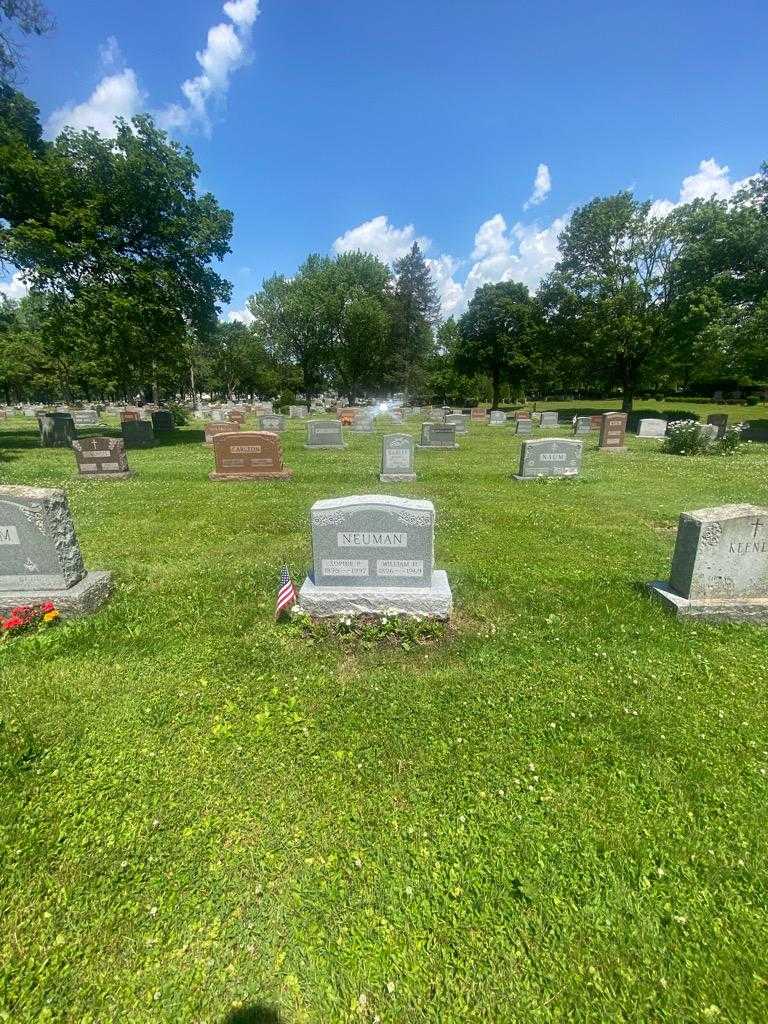 Sophie P. Neuman's grave. Photo 1