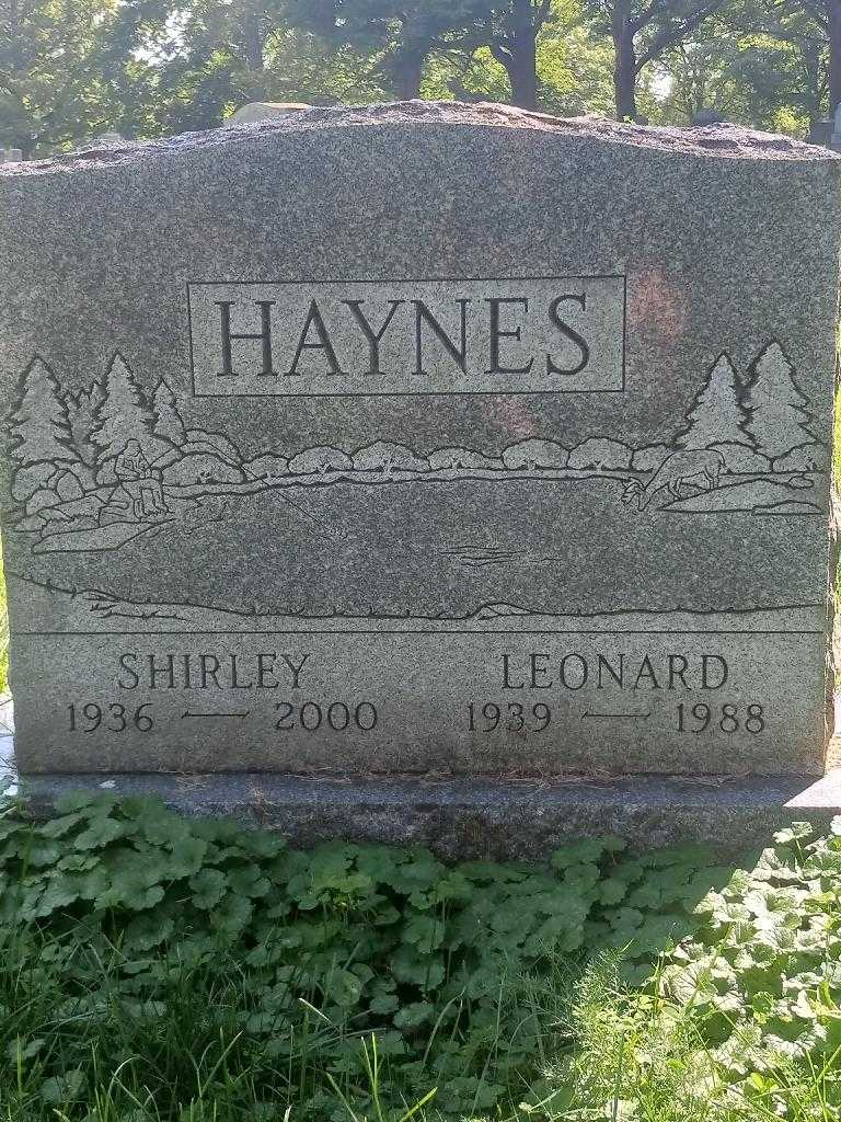 Leonard G. Haynes's grave. Photo 3