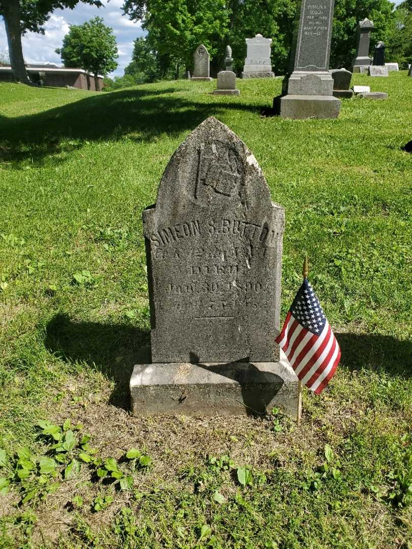 Simeon S. Button's grave. Photo 2