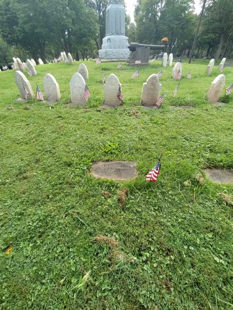 Omer Colegrove's grave. Photo 1