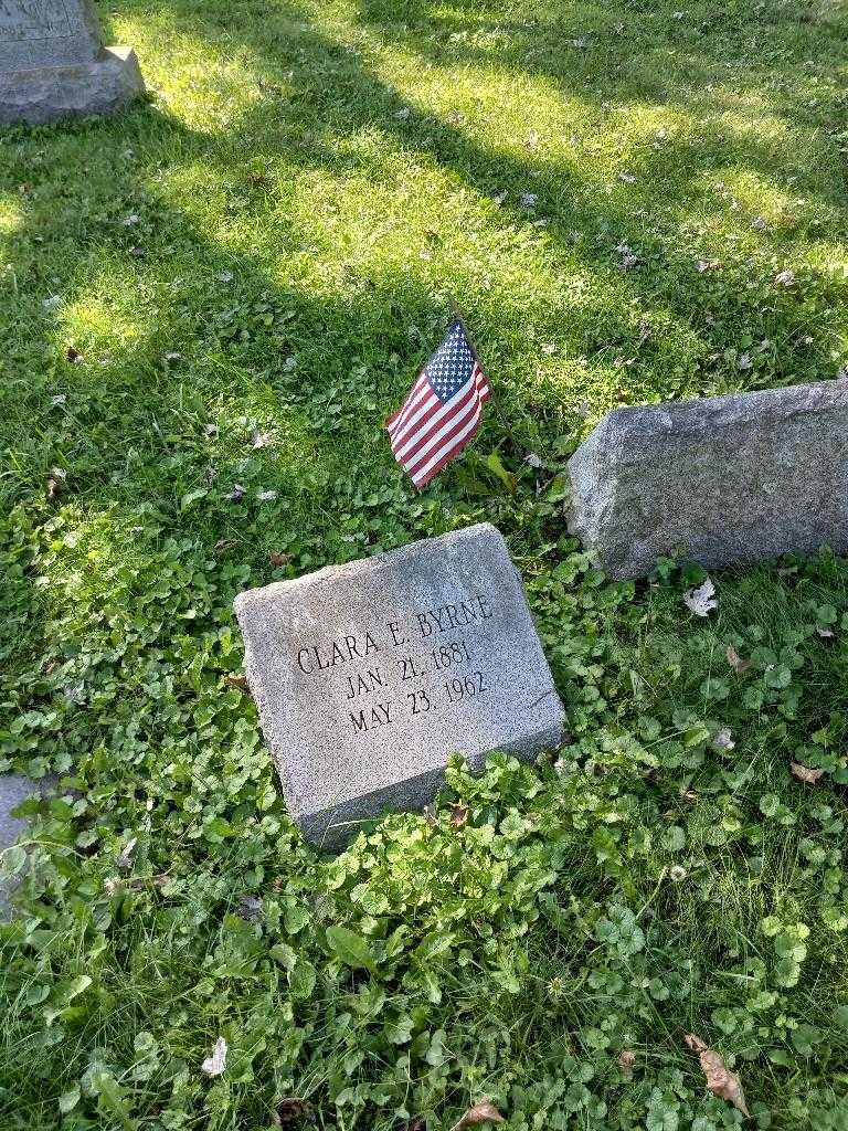 Clara E. Byrne's grave. Photo 2