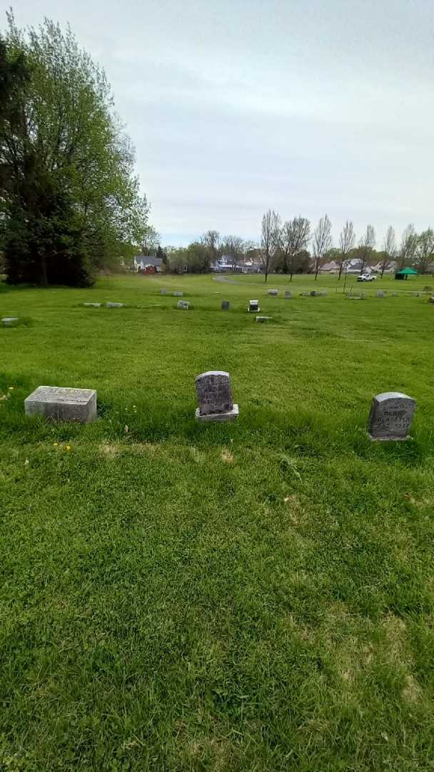 Lena S. Blattner's grave. Photo 1