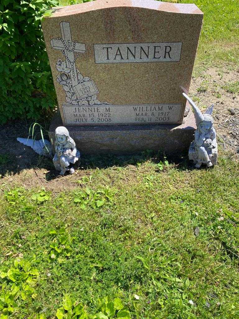 Jennie M. Tanner's grave. Photo 2