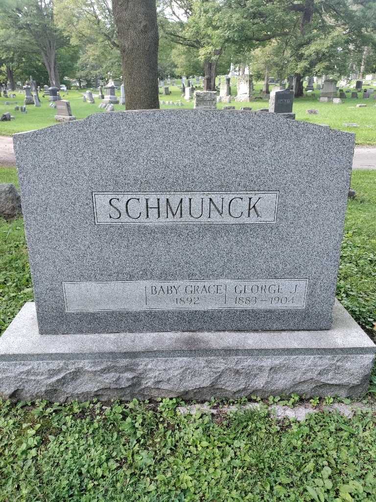 George J. Schmunck Junior's grave. Photo 3