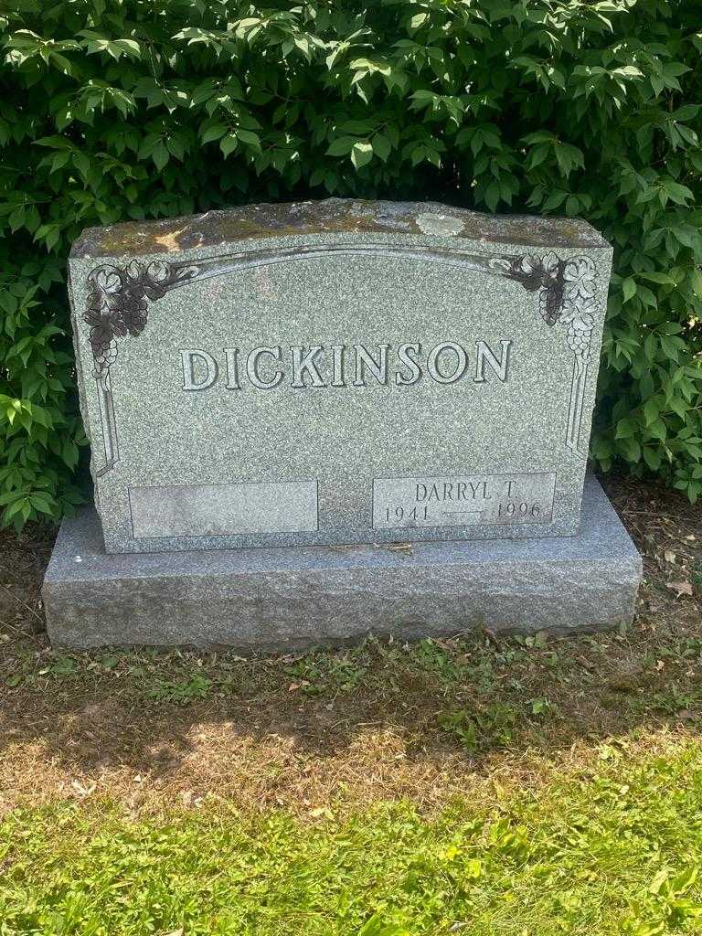 Darryl T. Dickinson's grave. Photo 3