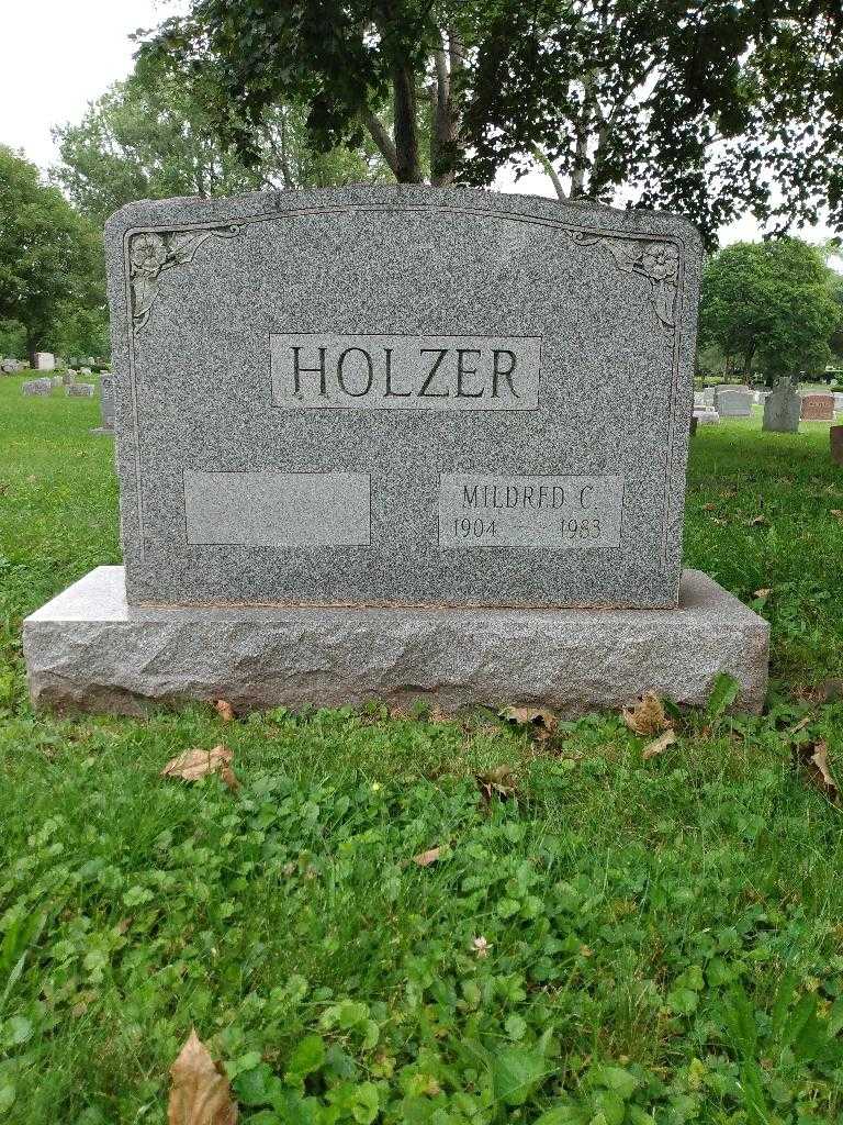 Mildred C. Holzer's grave. Photo 2