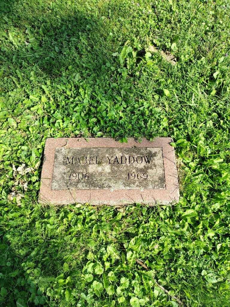 Mabel Yaddow's grave. Photo 2