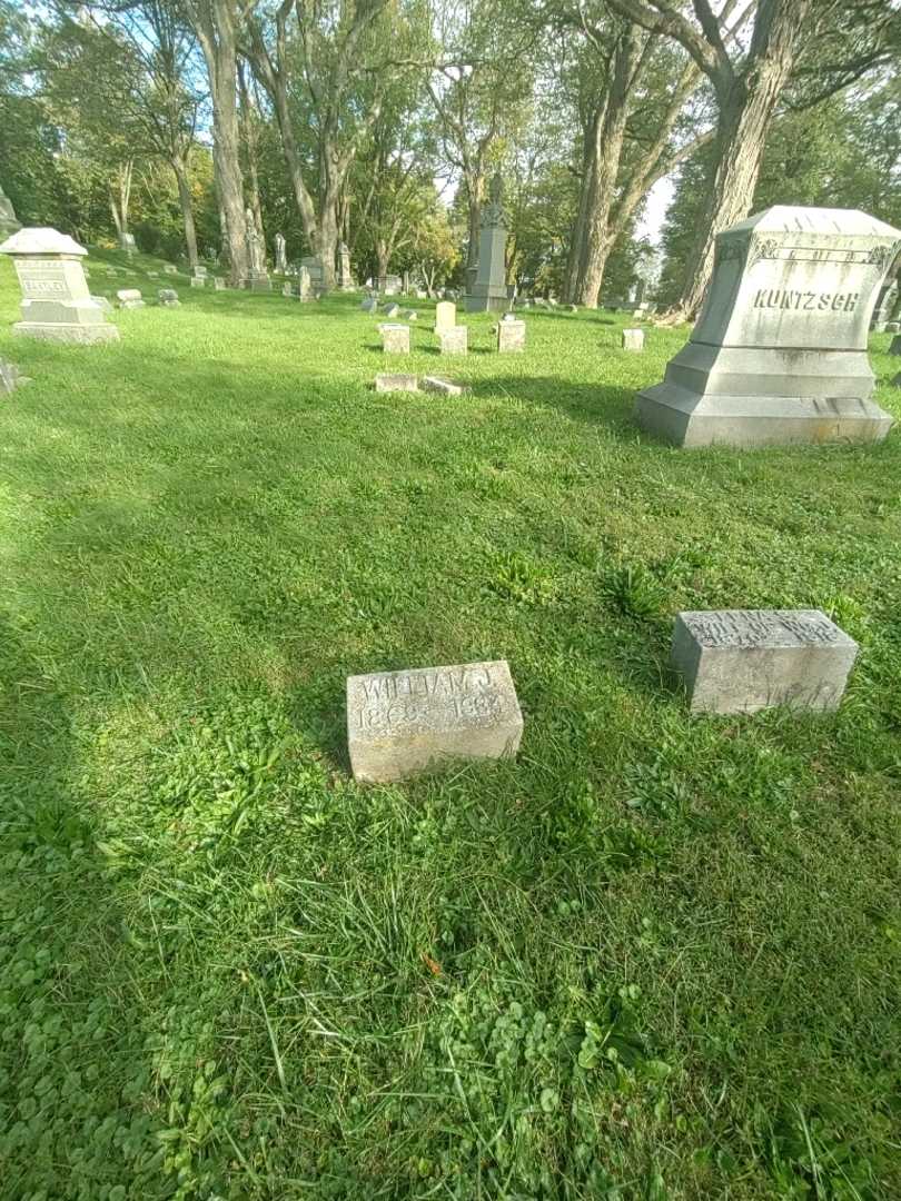 William J. Kuntzsch's grave. Photo 1