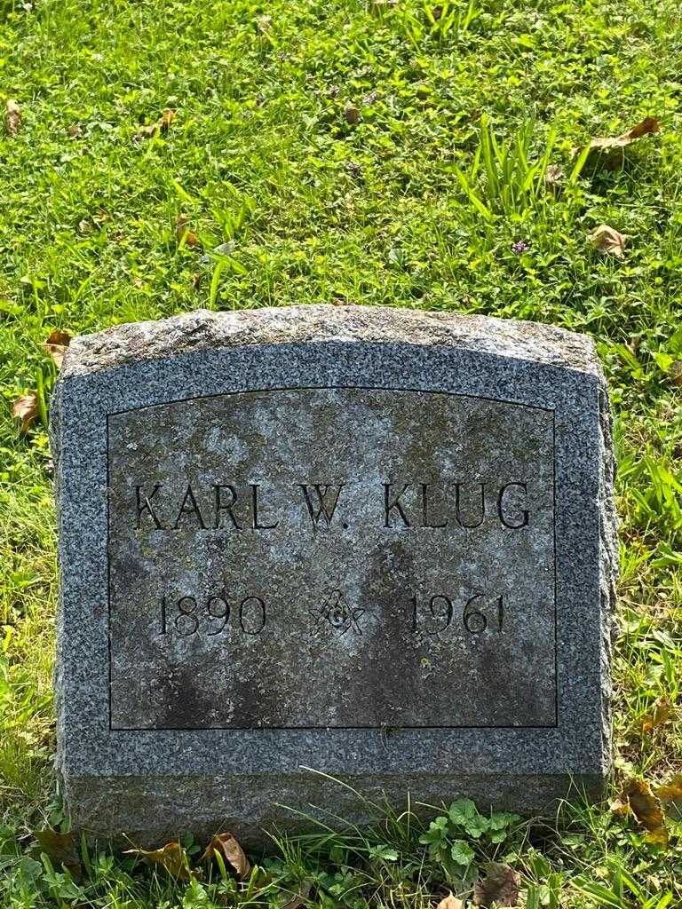 Karl W. Klug's grave. Photo 3