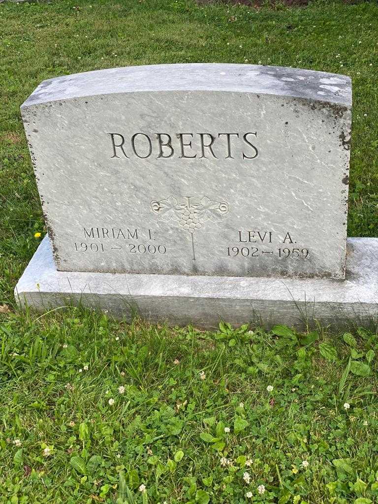Miriam I. Roberts's grave. Photo 3