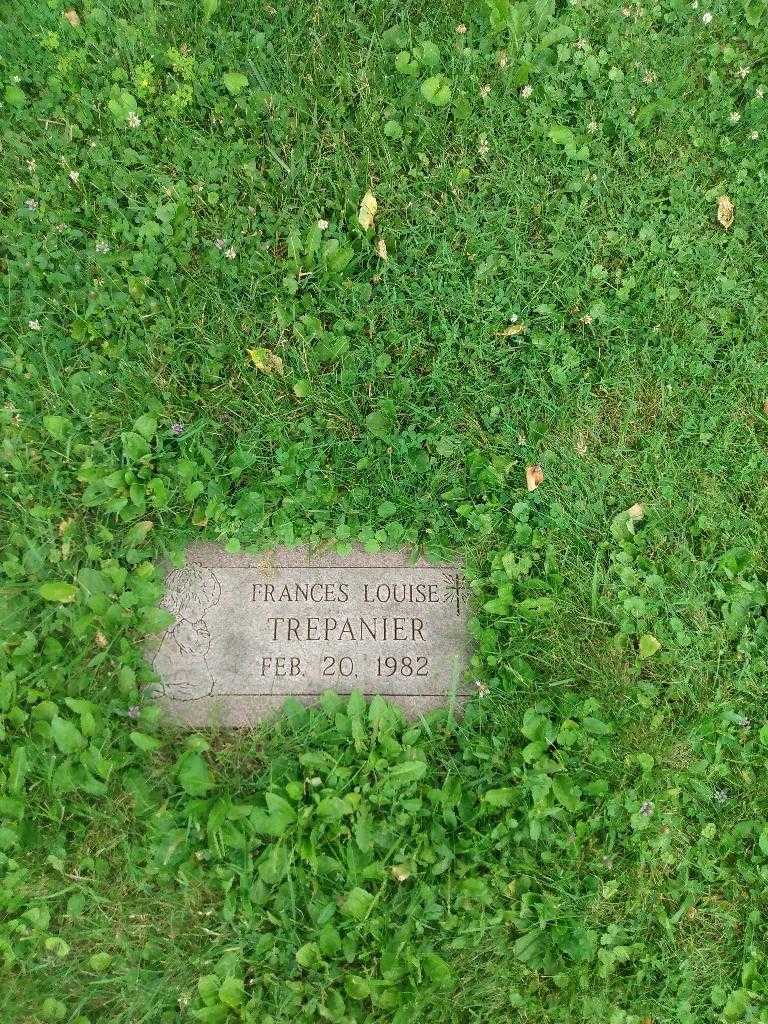 Frances Louise Trepanier's grave. Photo 4