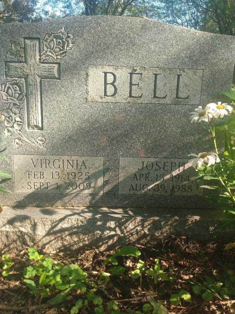 Joseph Bell's grave. Photo 3