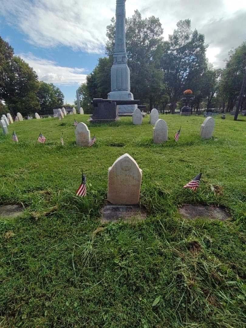 Irving Darrow's grave. Photo 1