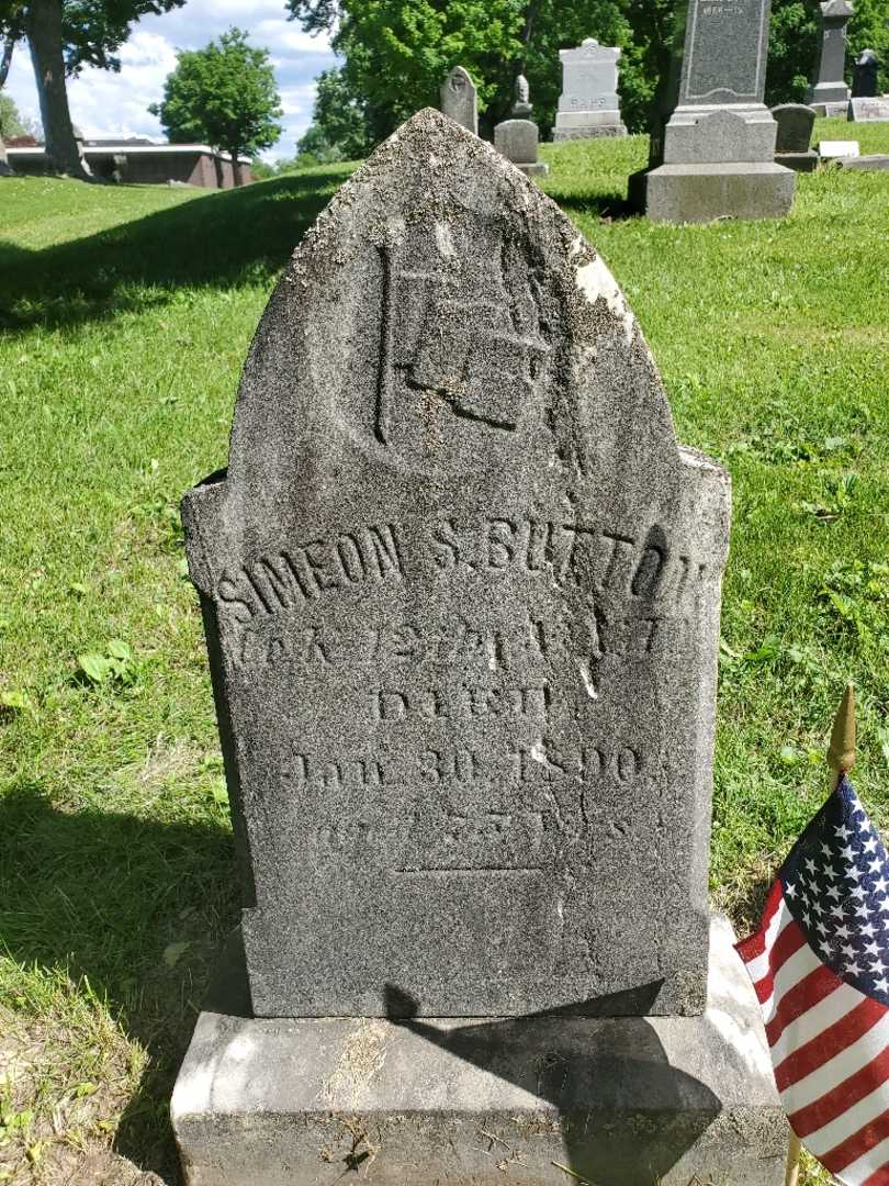 Simeon S. Button's grave. Photo 3