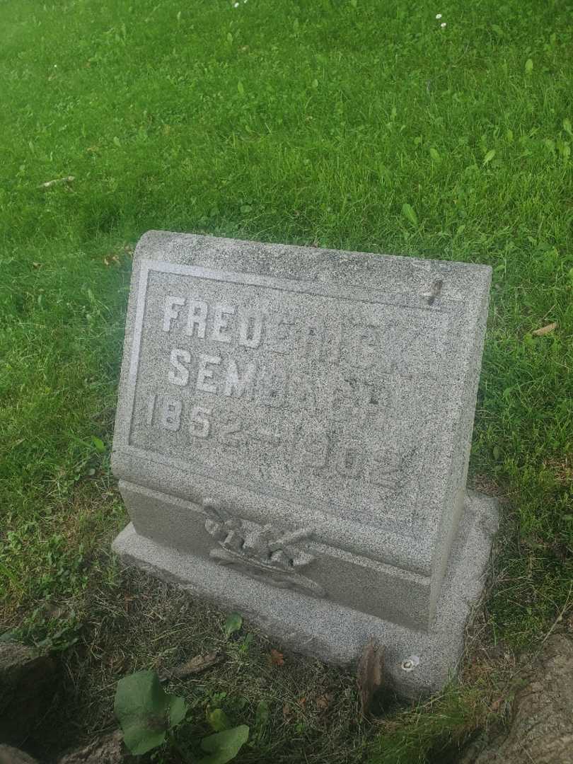 Frederick Sembach's grave. Photo 4