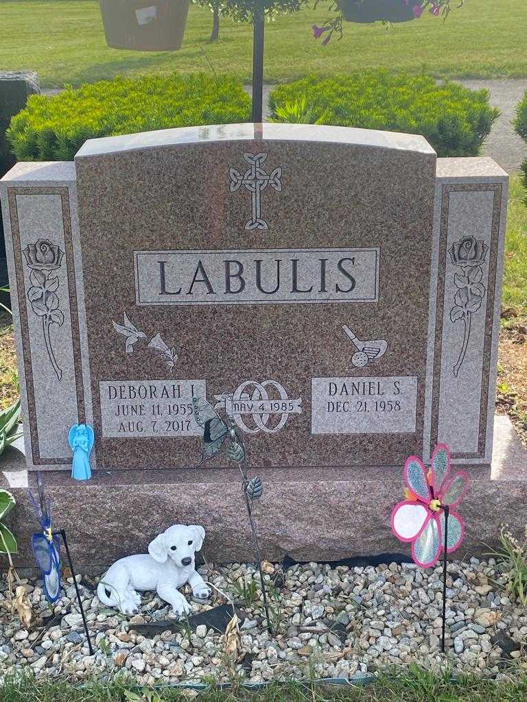 Deborah I. Labulis's grave. Photo 3