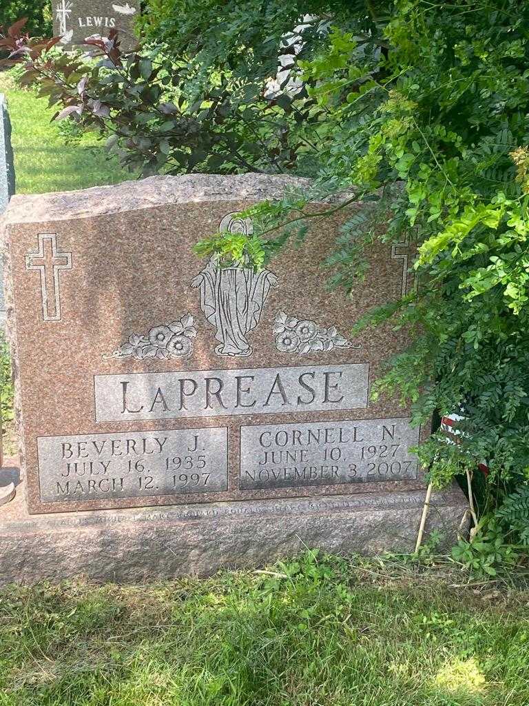 Cornell N. LaPrease's grave. Photo 3