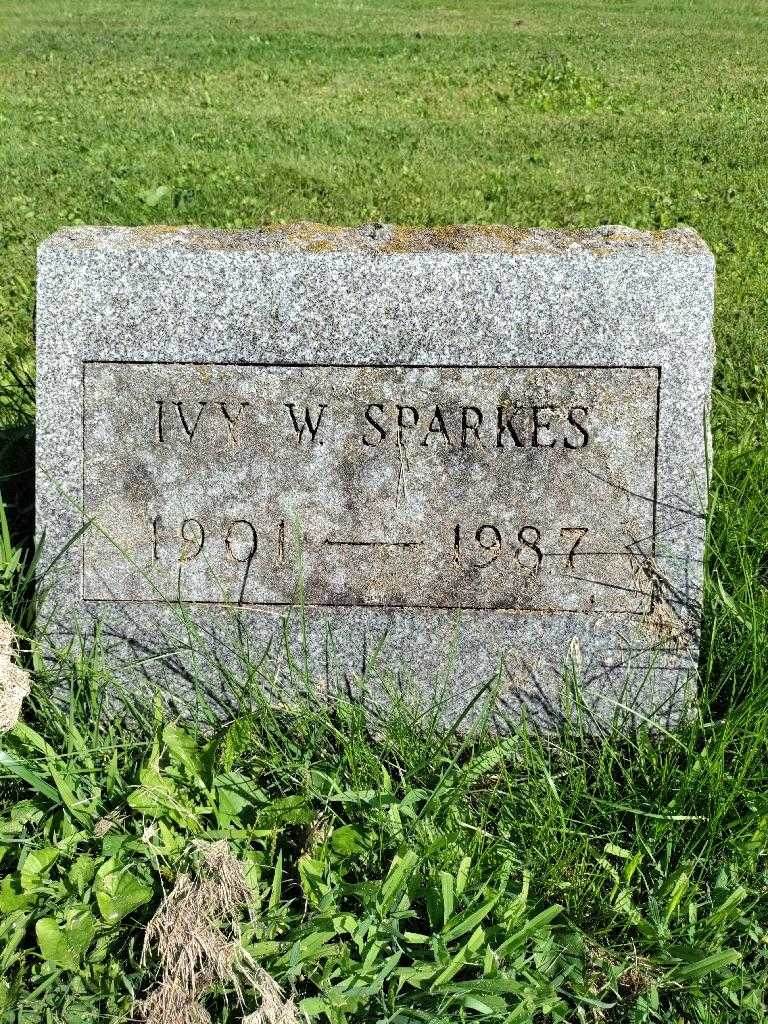 Ivy W. Sparkes's grave. Photo 3