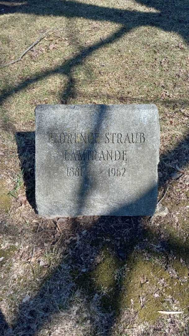Florence Lamirande's grave. Photo 4