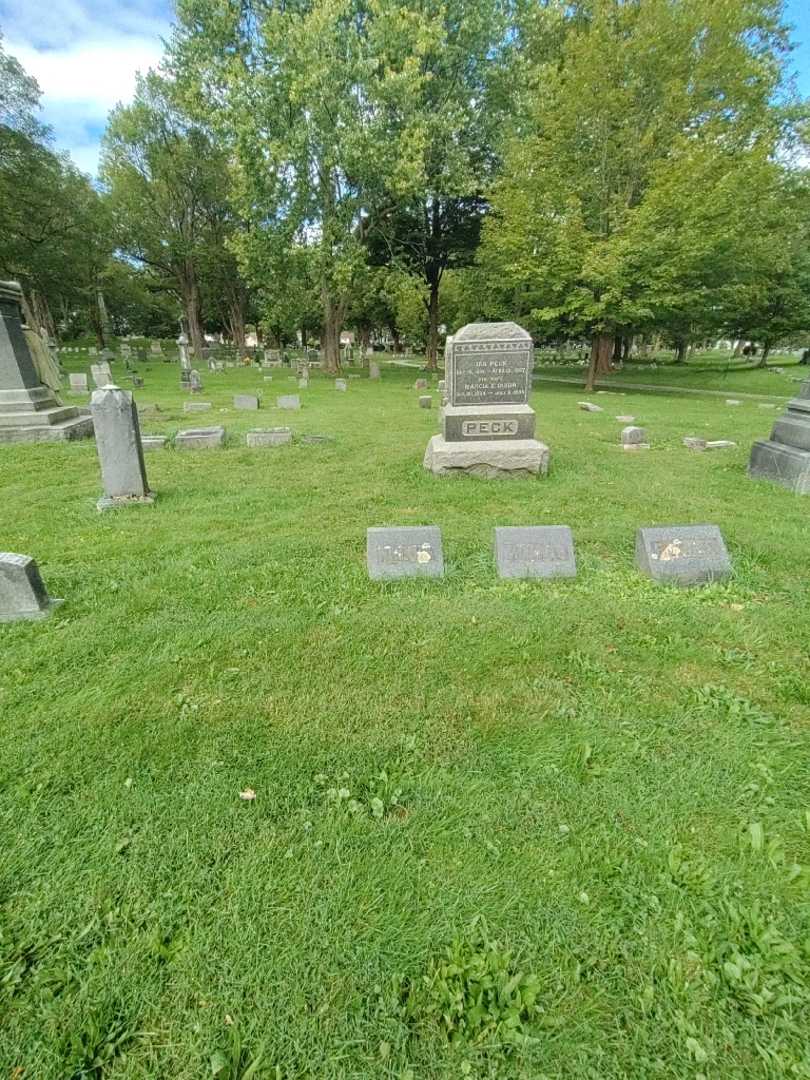 Nellie Blanche Baker's grave. Photo 1