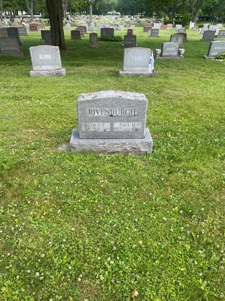 Lora Z. Rivenburgh's grave. Photo 2