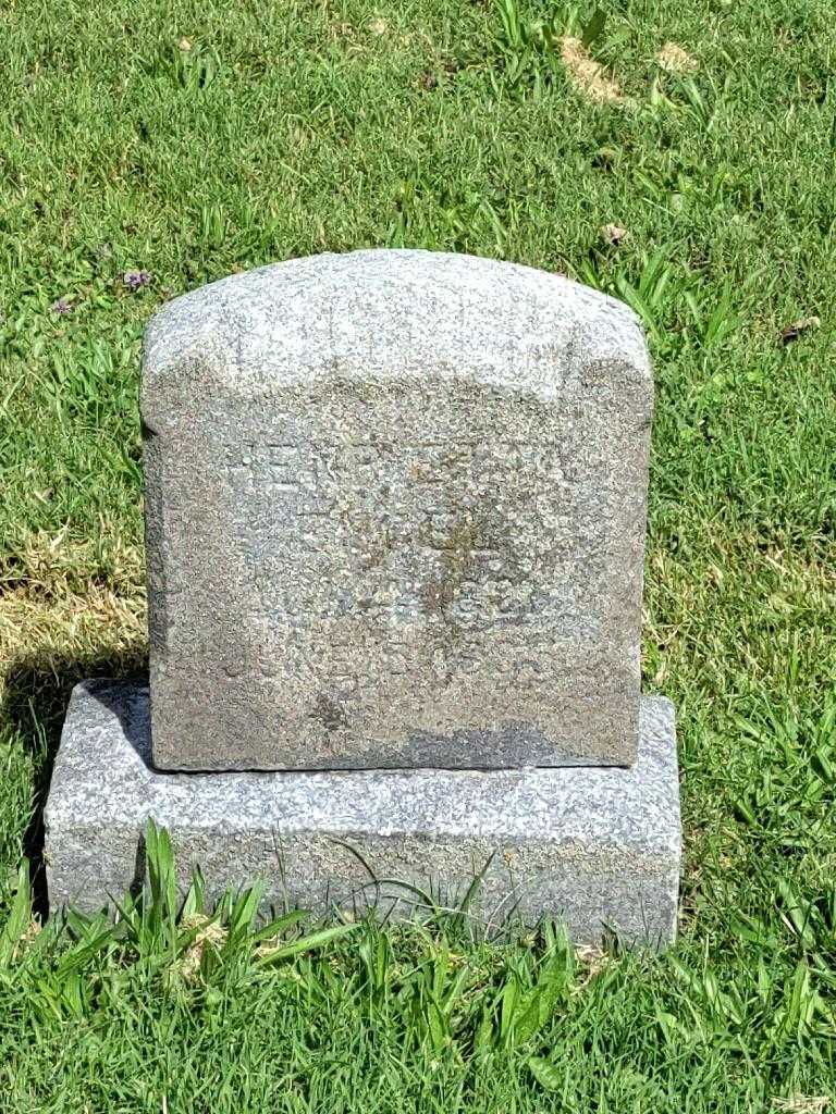 Henrietta Engel's grave. Photo 3