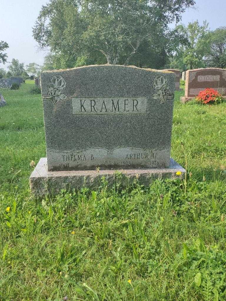 Thelma B. Kramer's grave. Photo 1