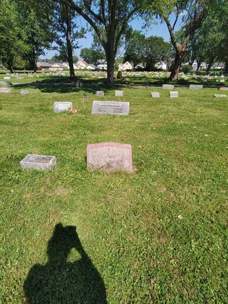 Doris L. Schwald Madison's grave. Photo 1