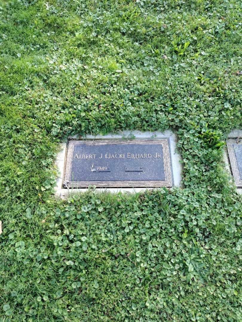 Albert J. "Jack" Erhard Junior's grave. Photo 6