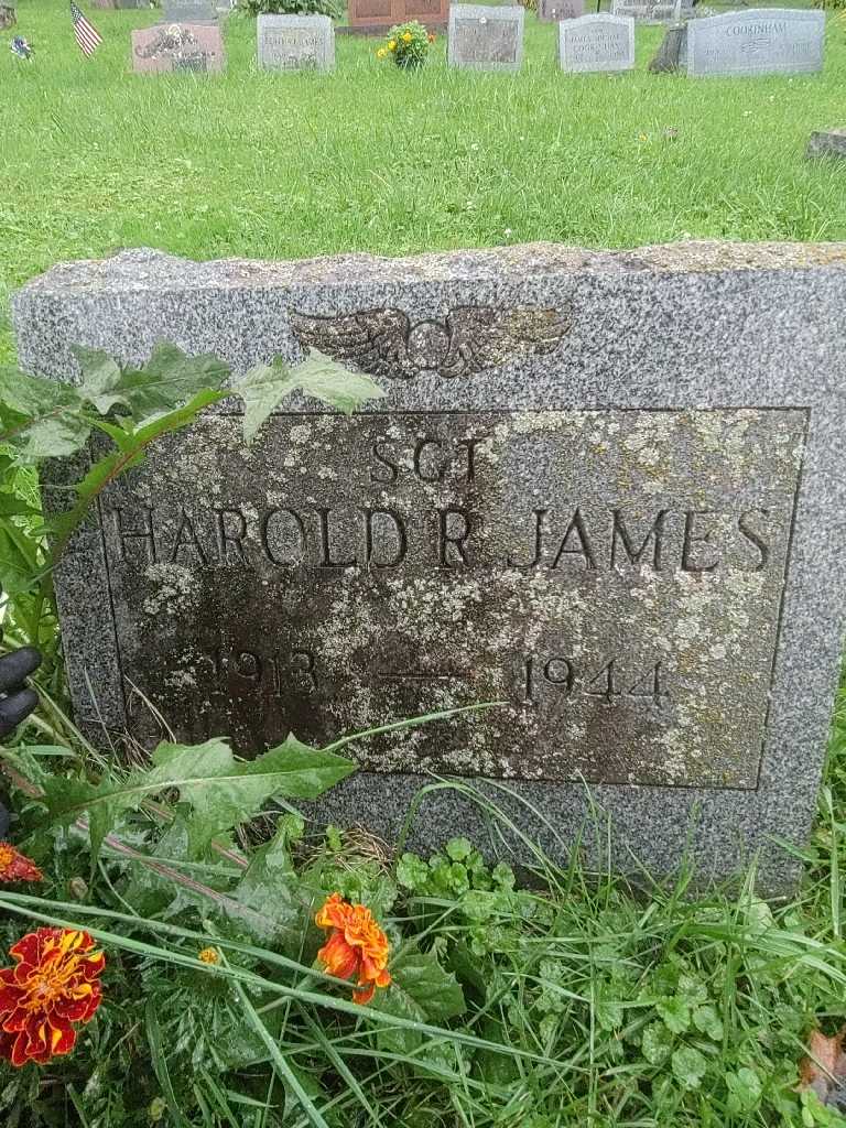 Harold R. James's grave. Photo 3