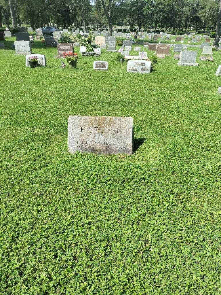 Herman P. Fickeisen's grave. Photo 1