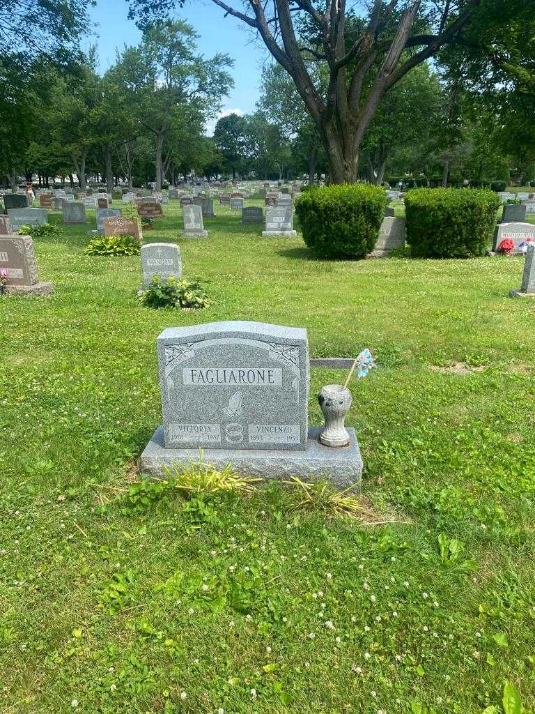 Vincenzo Fagliarone's grave. Photo 2