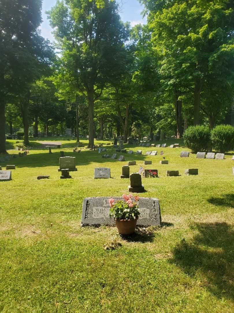 Martha C. Marquart's grave. Photo 1