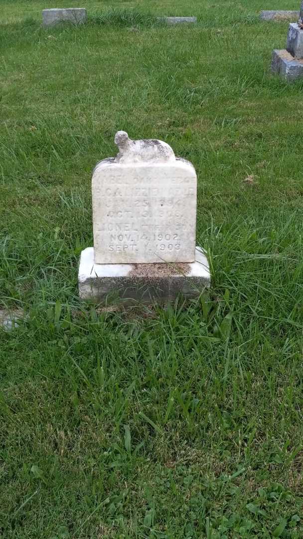 Mable Hazle's grave. Photo 2