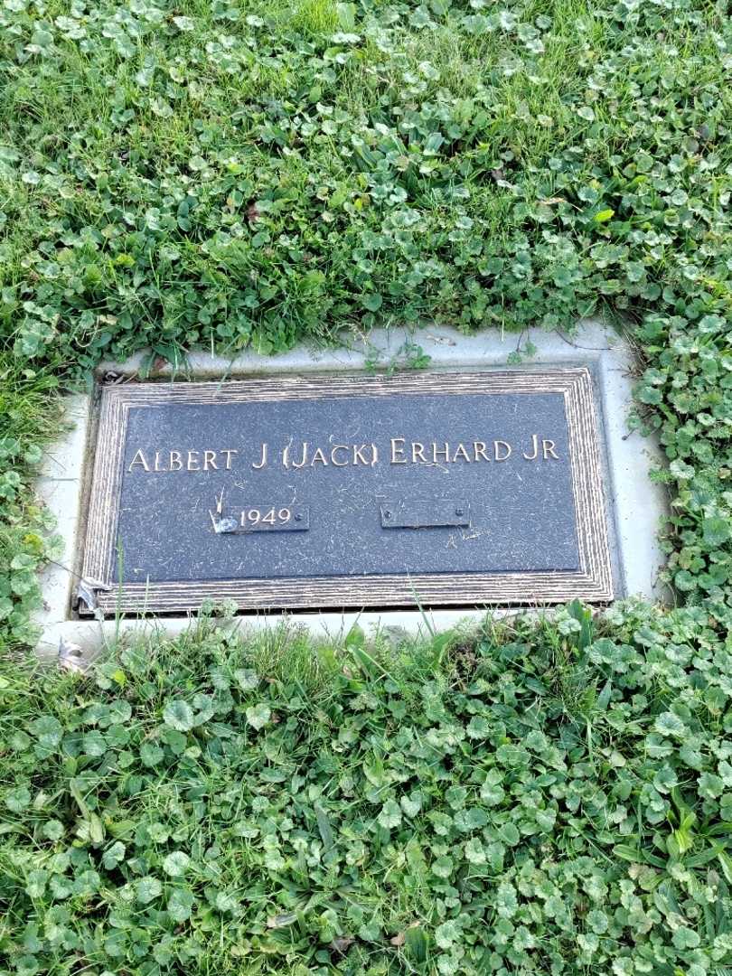 Albert J. "Jack" Erhard Junior's grave. Photo 7