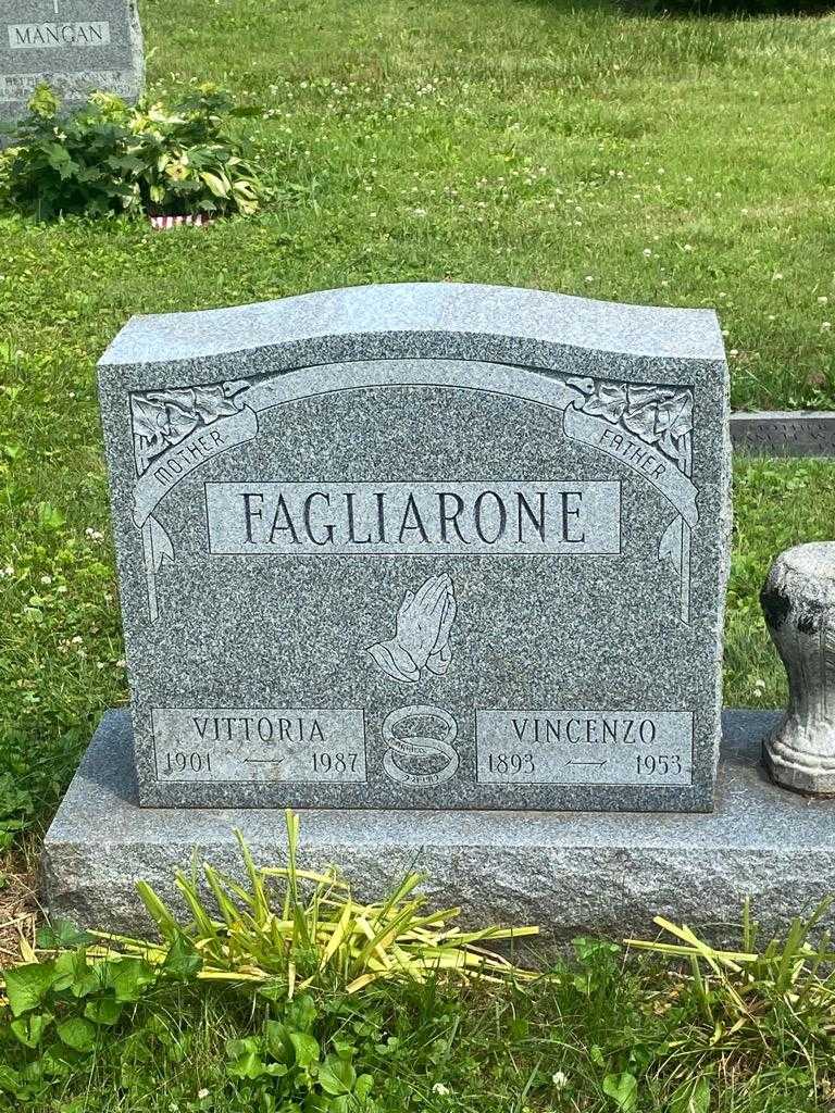 Vincenzo Fagliarone's grave. Photo 3
