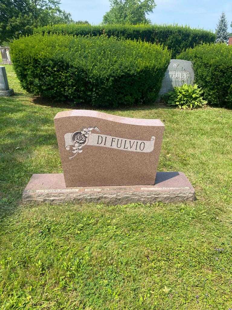 Mary Di Fulvio's grave. Photo 2