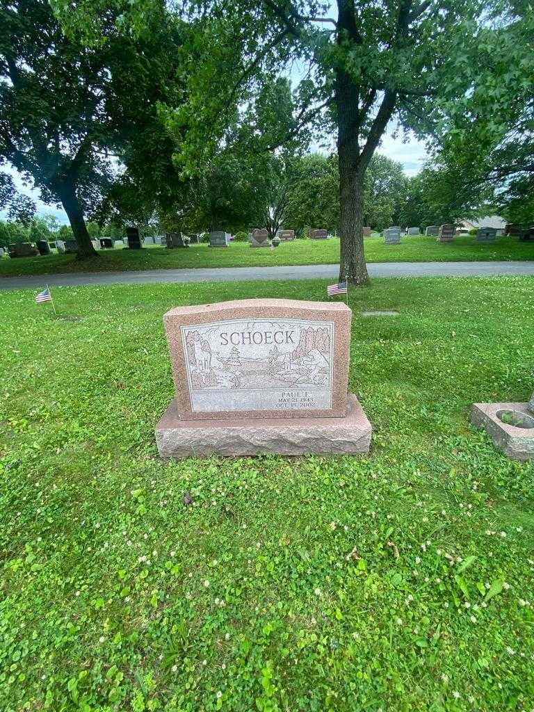 Paul F. Schoeck's grave. Photo 1