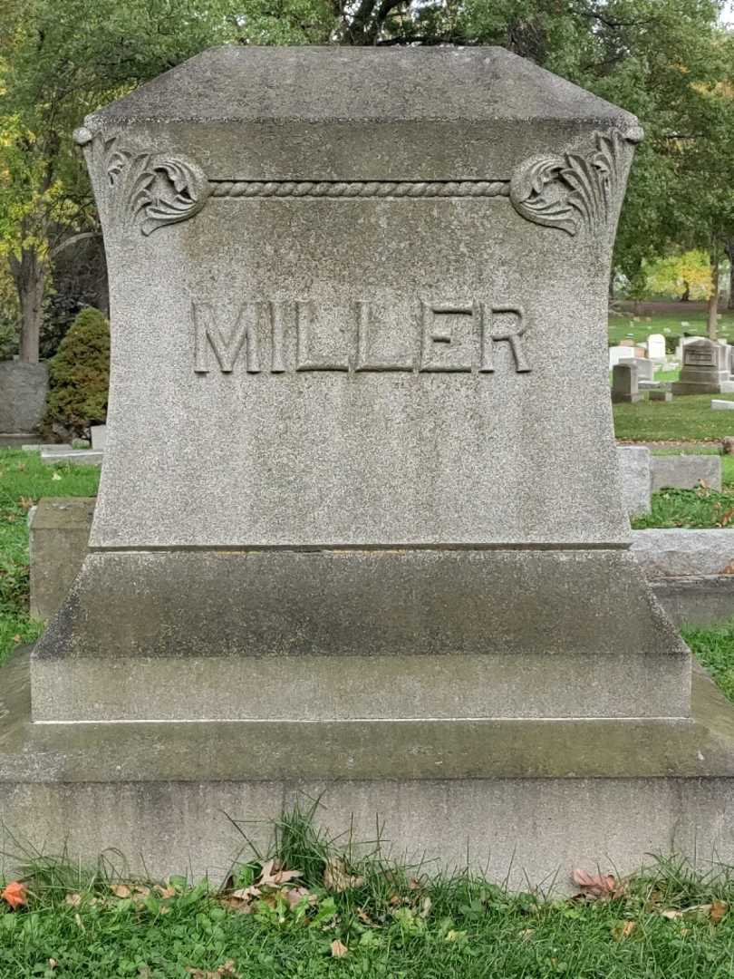 Dora Fancher Miller's grave. Photo 4