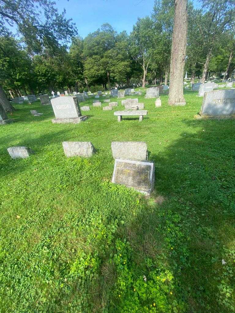 William Klein's grave. Photo 1