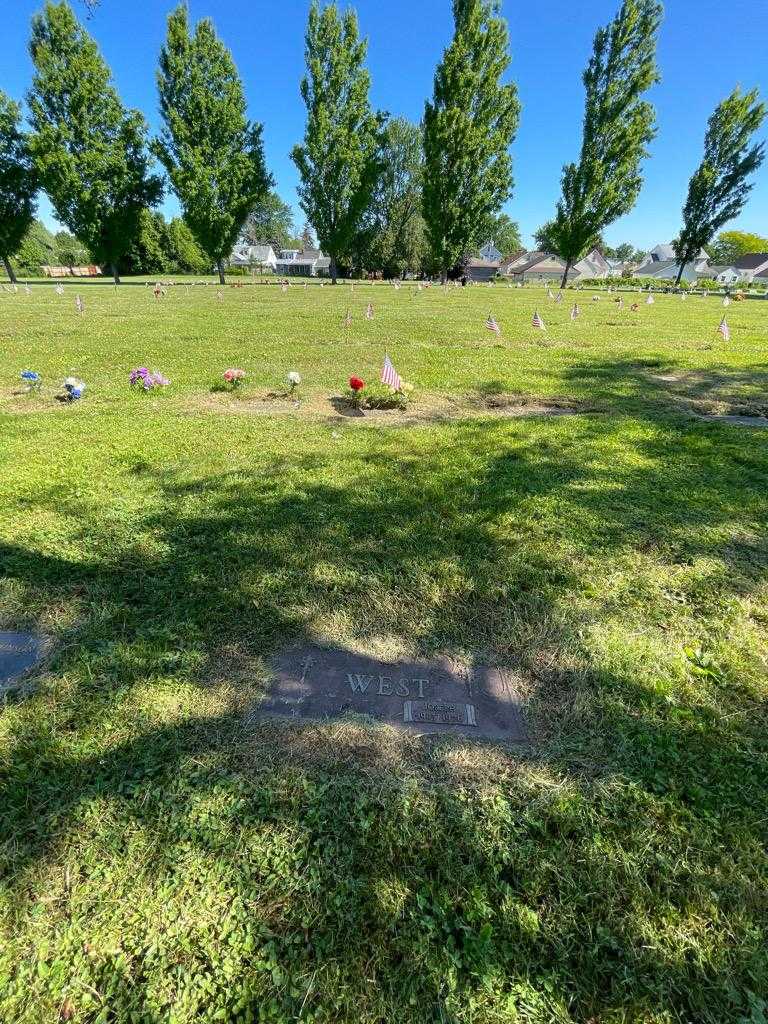 Joseph West's grave. Photo 2
