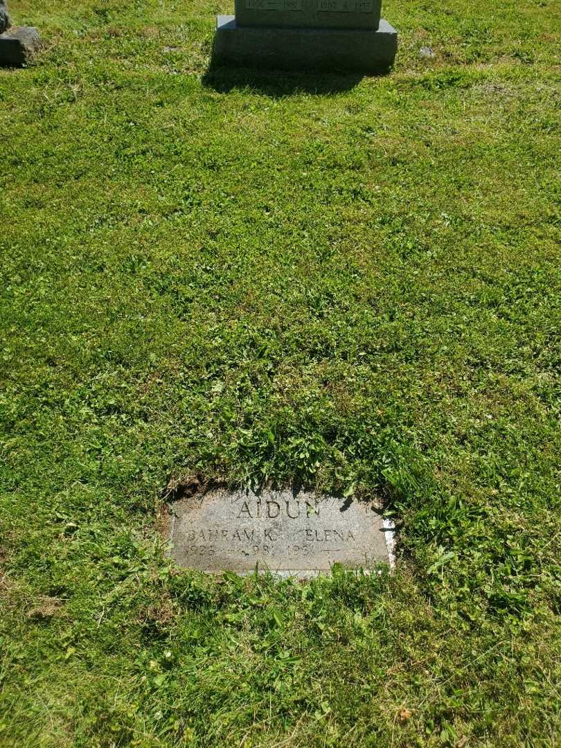 Bahram K. Aidun's grave. Photo 2