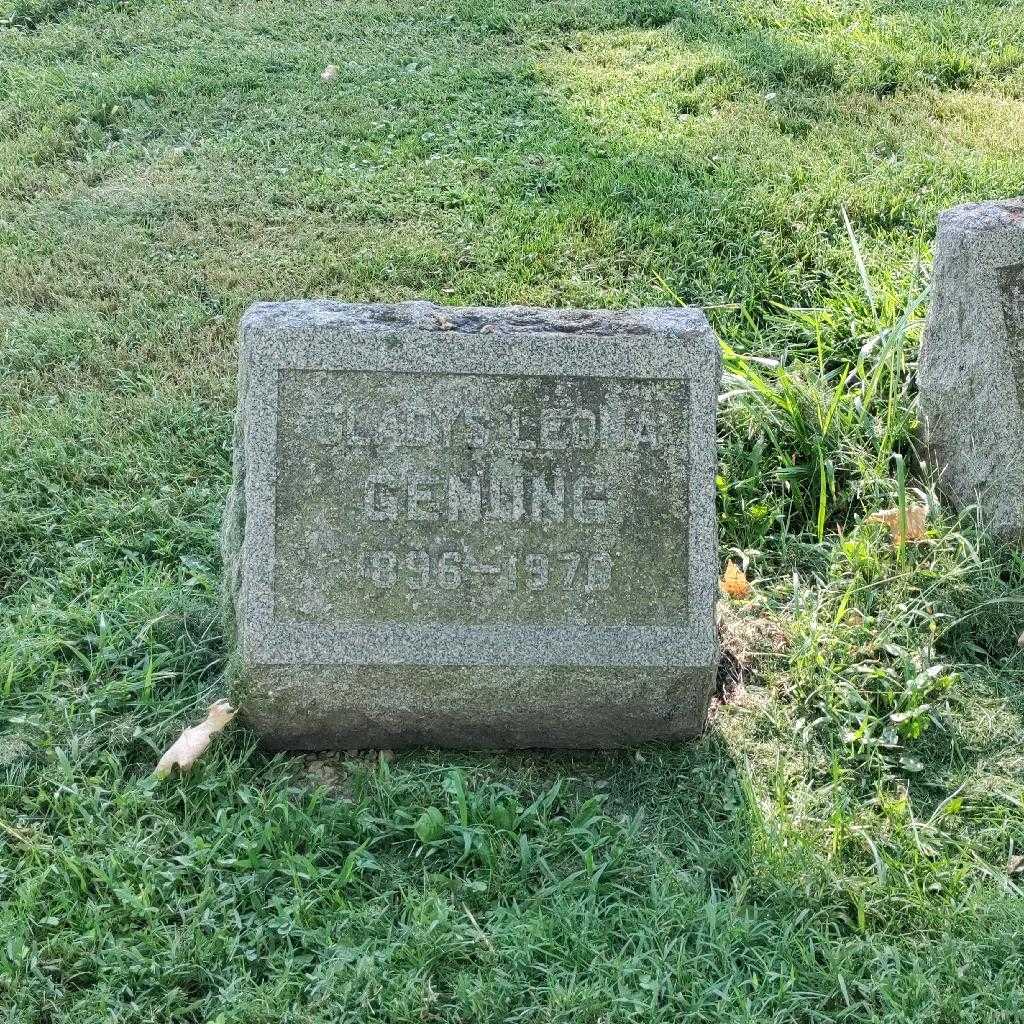 Gladys Leona Genung's grave. Photo 2