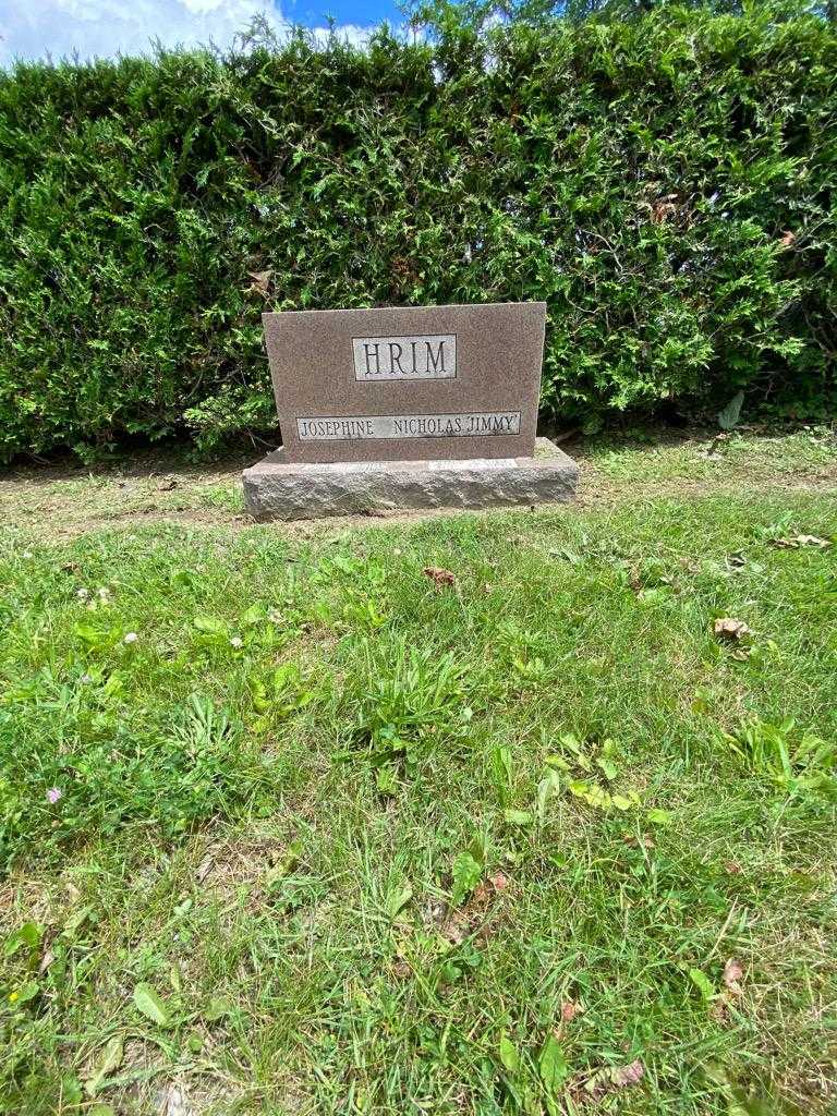 Josephine Hrim's grave. Photo 1