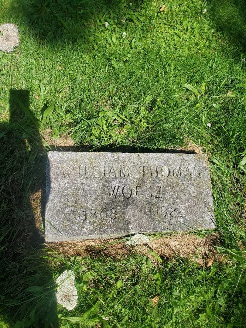 William Thomas Woese's grave. Photo 3
