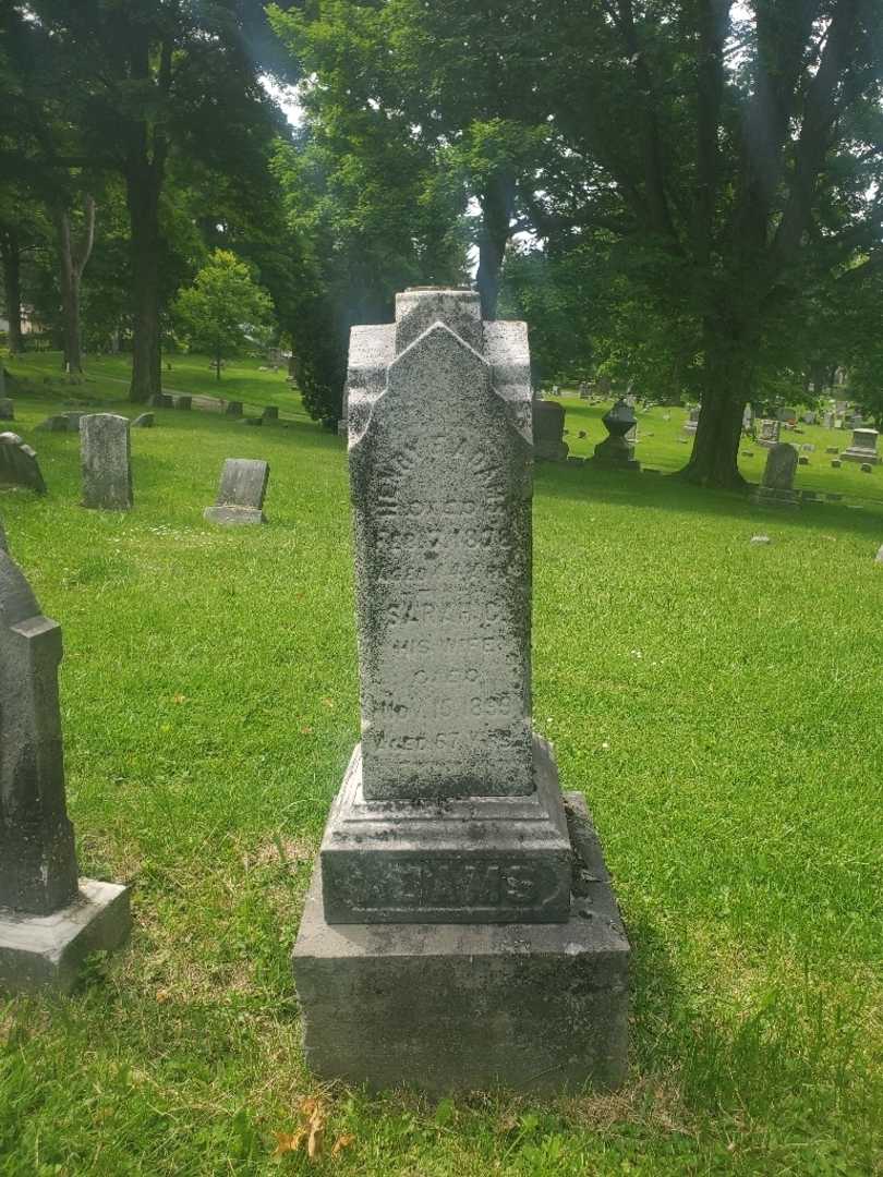 Doctor Henry F. Adams's grave. Photo 4