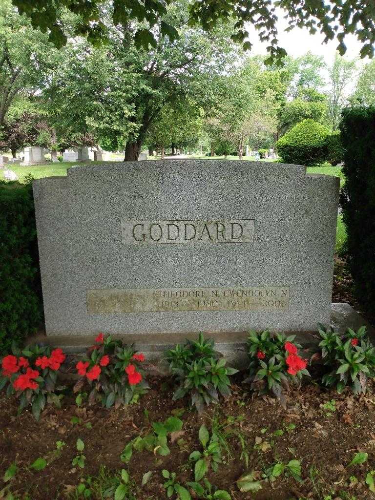 Gwendolyn N. Goddard's grave. Photo 2